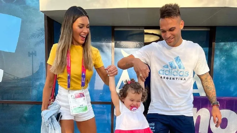 Lautaro Martínez y su familia