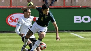 José María Giménez de Uruguay ante Víctor Abrego de Bolivia por Eliminatorias