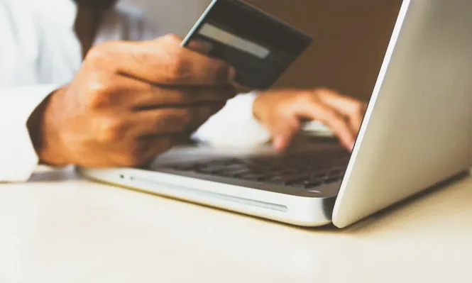 Jugador fuerte se mete en la emisión de dinero electrónico y sacude el mercado