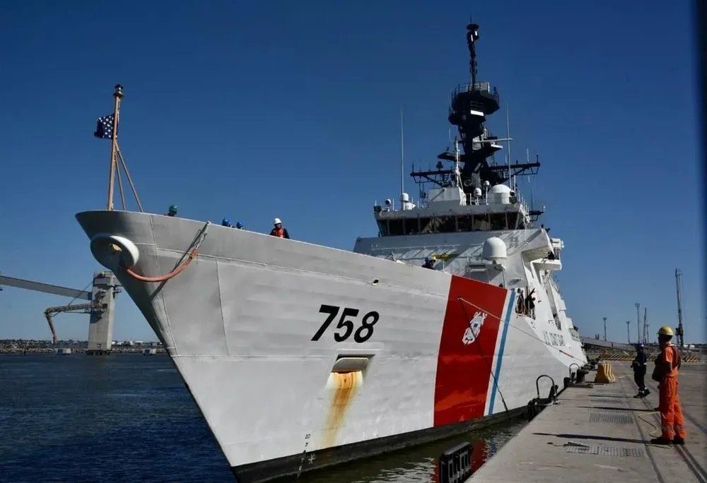 El buque Cutter James en una visita previa a Uruguay