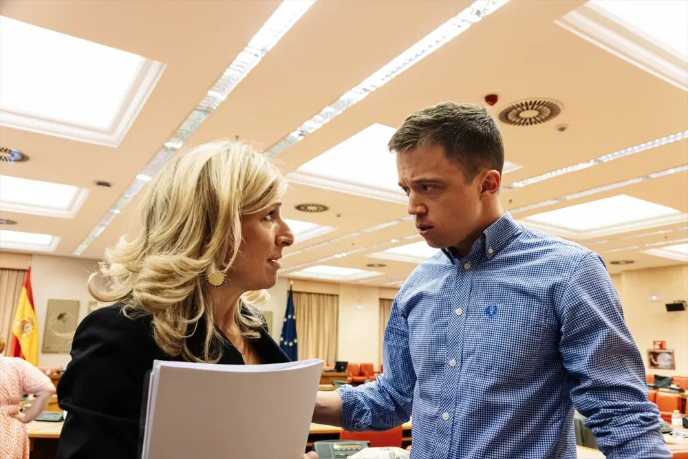 La líder de Sumar, Yolanda Díaz y el líder de Más País, Iñigo Errejón.