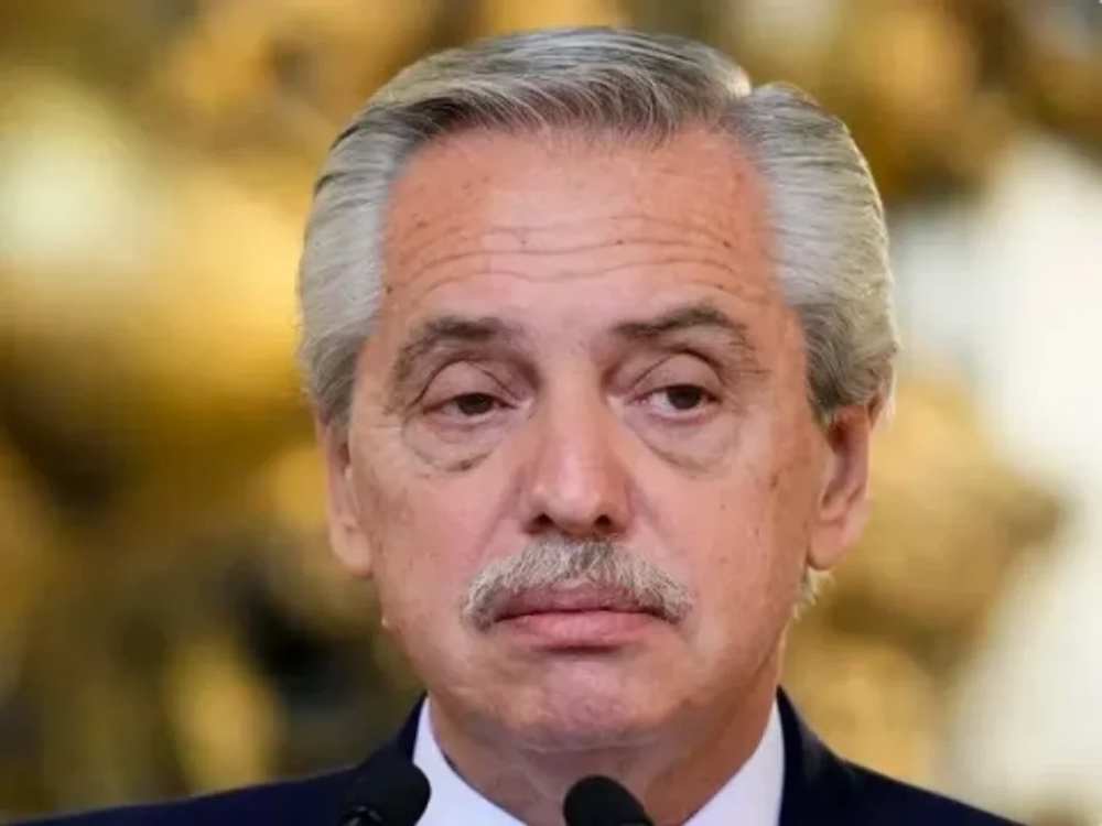 El ex presidente intenta evitar la foto como acusado en los tribunales de Comodoro Py.