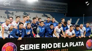 Nacional con la copa Miguel Restuccia