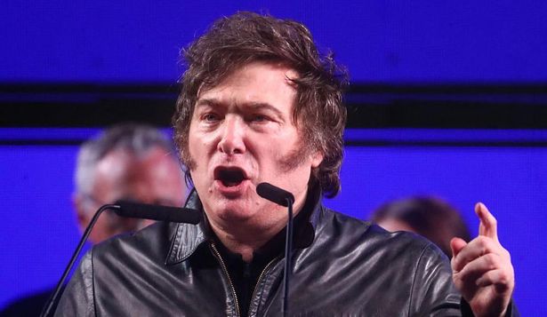 En qué consiste exactamente la polémica reforma de Javier Milei que endurece las medidas contra los inmigrantes en Argentina