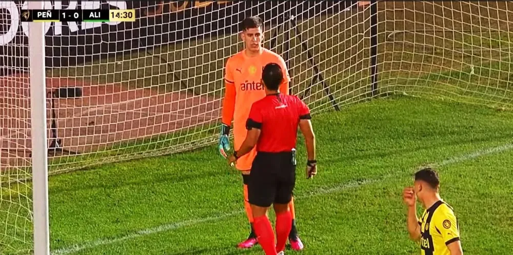 Randall Rodríguez y su diálogo con Bismark Santiago