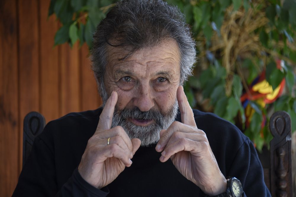 Walter Olivera, el Indio Olivera en su casa de Salinas