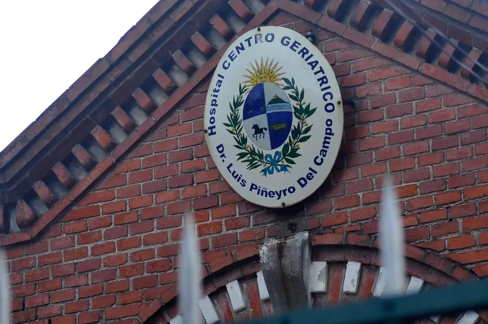 Fachada del Hospital Piñeyro del Campo