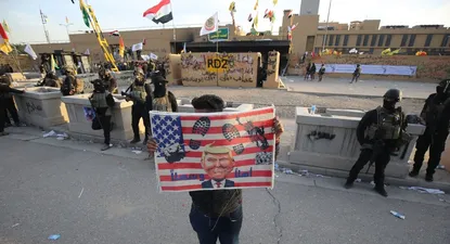 la tension entre eeuu e iran se traslada a irak tras asonada a embajada estadounidense