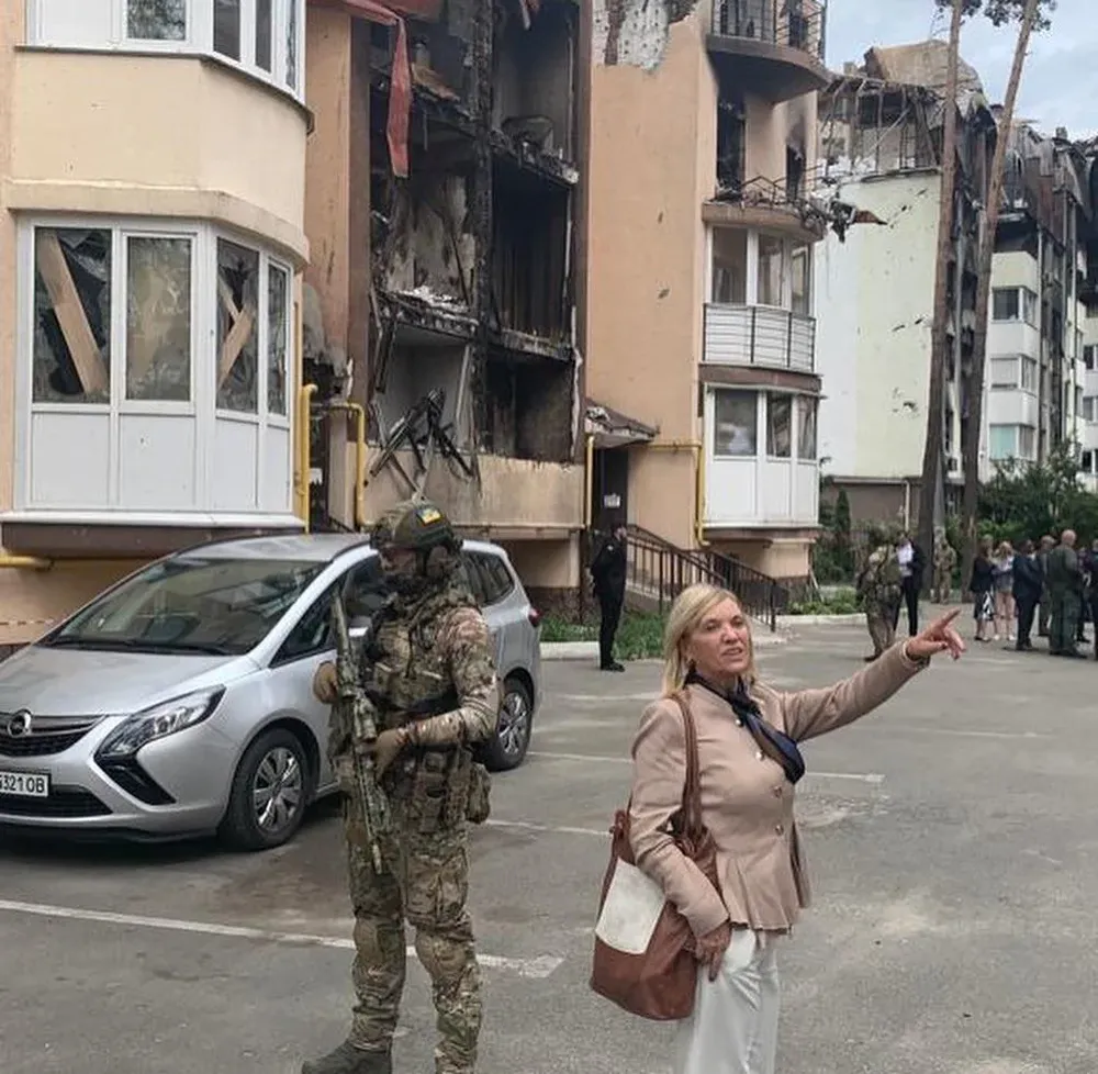 La vicepresidenta de la República, Beatriz Argimón, viajó a Kiev