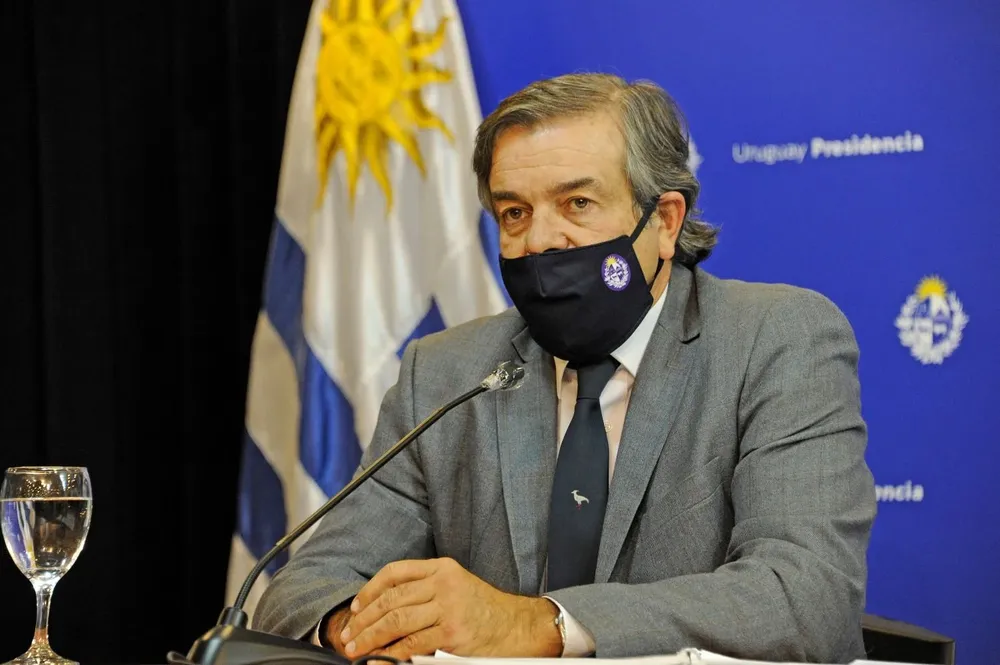 Carlos María Uriarte.