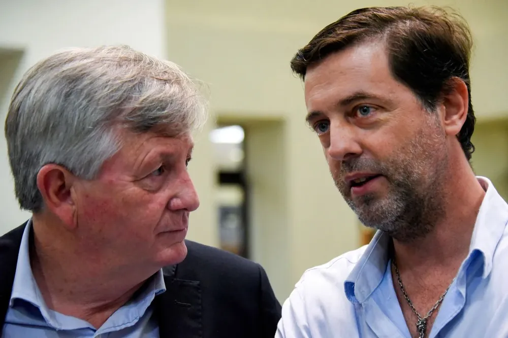 Ernesto Dehl, presidente de Cerro Largo, e Ignacio Alonso, presidente de la AUF