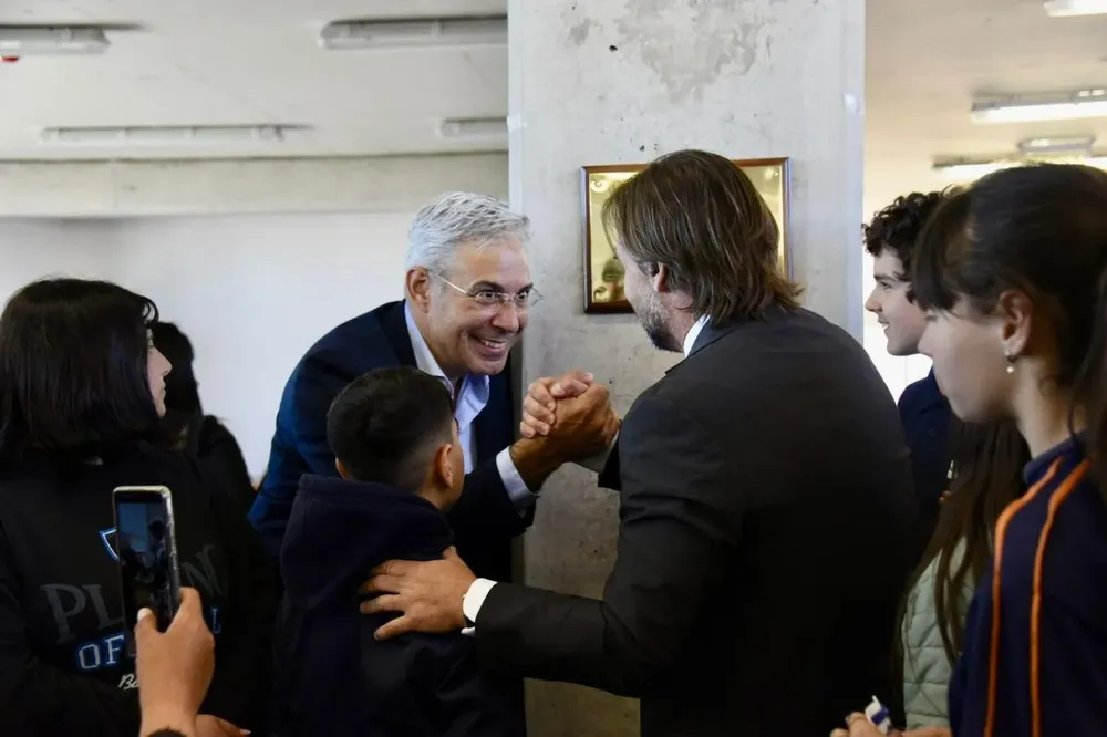 Lacalle Pou y Silva en inauguración de liceo en Casavalle
