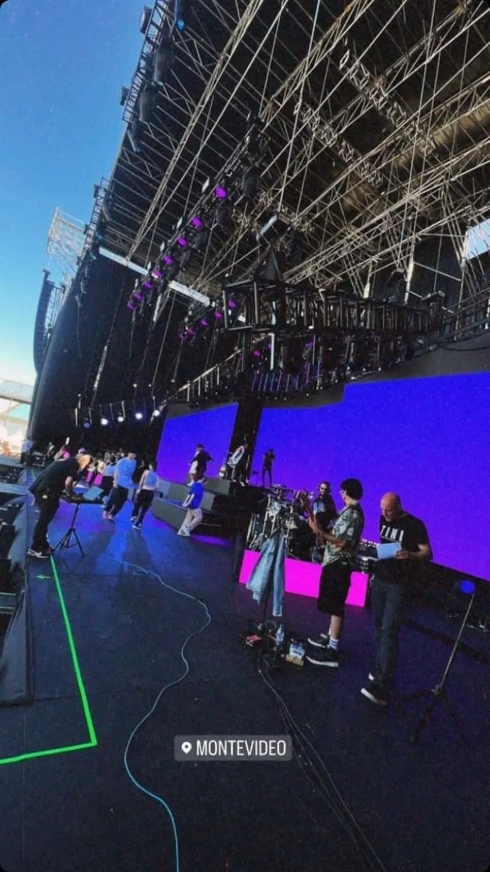 Tini compartió fotos de la previa a su show en el Centenario