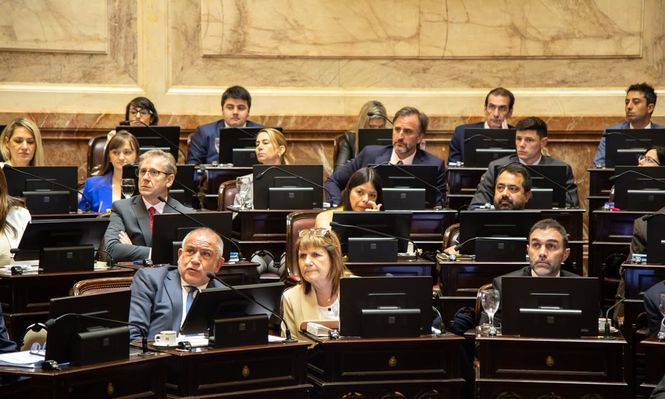 La Libertad Avanza busca tres victorias más en el Congreso.