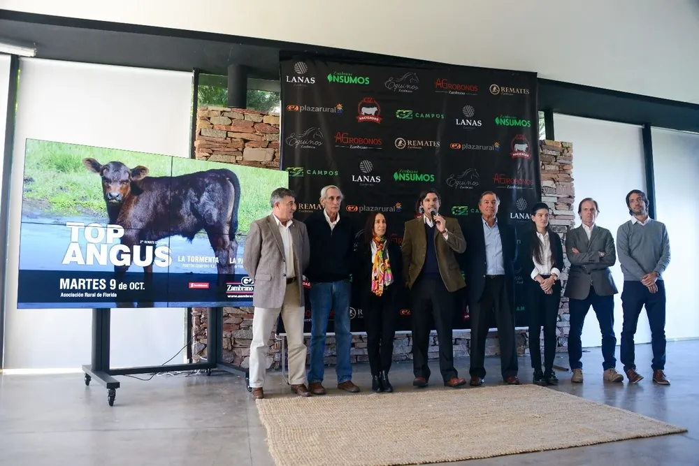 La venta, que se hará en Florida, fue presentada en el hotel Cottage.