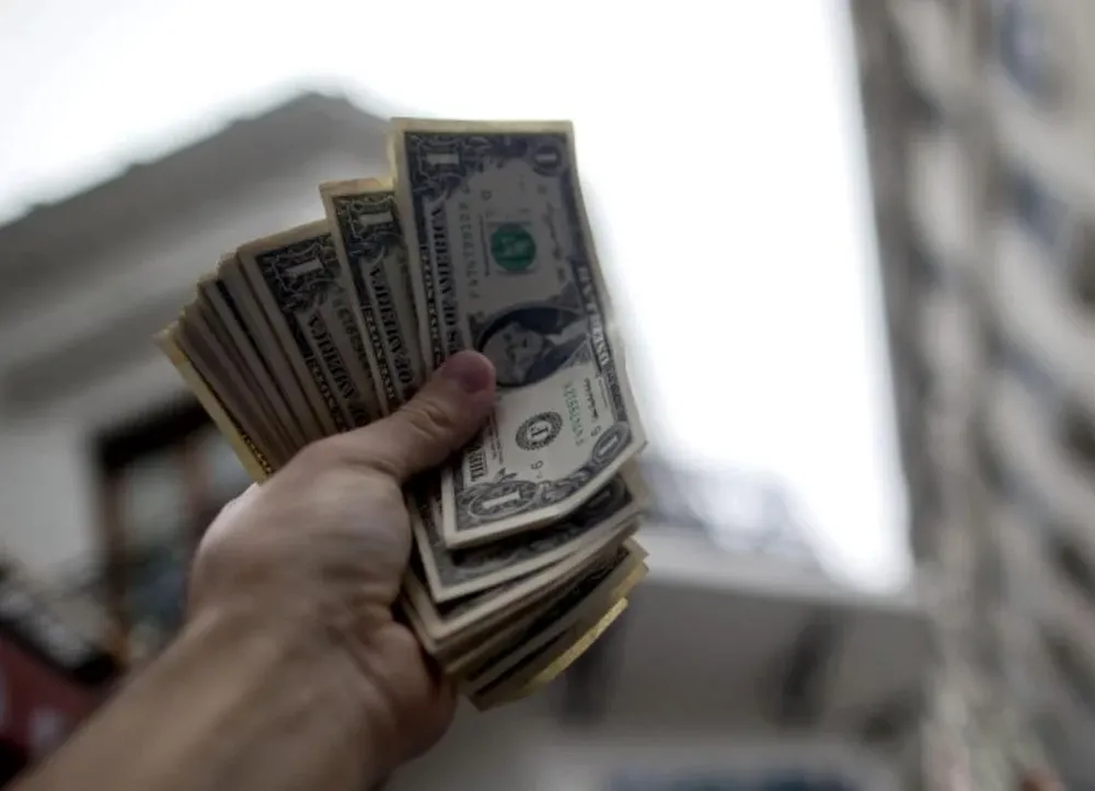 0000831672.webp