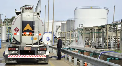 Por salinidad en agua de OSE, Ancap recurre a agua del río Uruguay