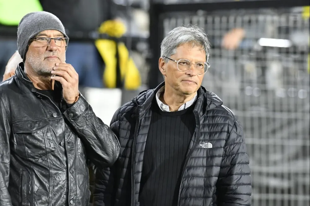 Eduardo Zaidensztat (d), vicepresidente de Peñarol