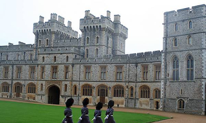 El Castillo de Windsor se ha vuelto vulnerable y peligroso para la familia real.