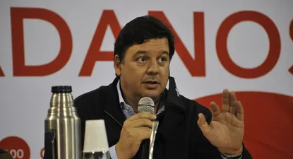 El ministro de Ambiente Adrián Peña ha liderado las negociaciones en nombre de Ciudadanos