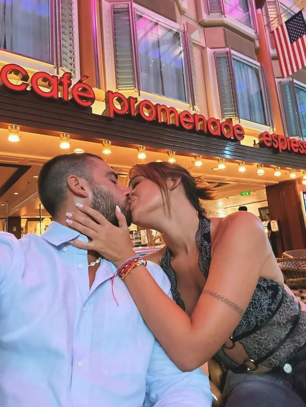 Nico Occhiato y Flor Jazmín Peña de vacaciones en el Caribe