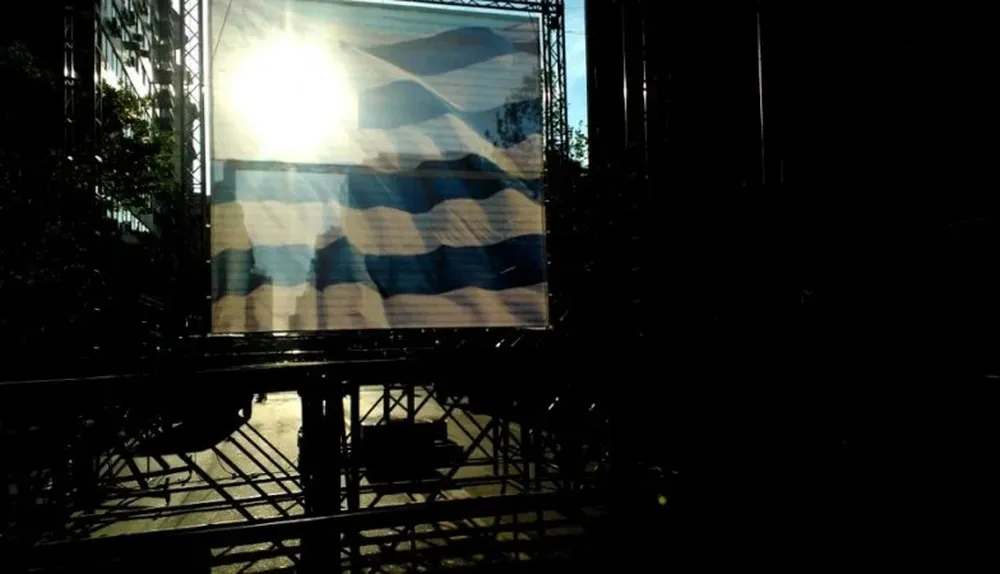 El escenario del Frente Amplio, en 18 de Julio y Río Negro