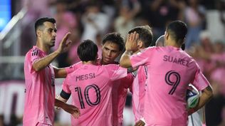 Festejo de Messi y sus compañeros