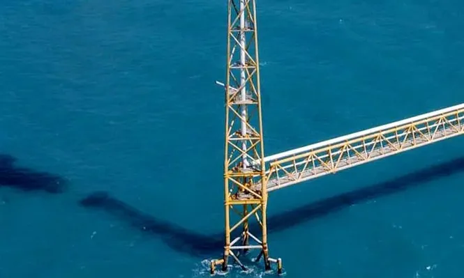 México- Foto de un pozo de petróleo en la Sonda de Campeche
