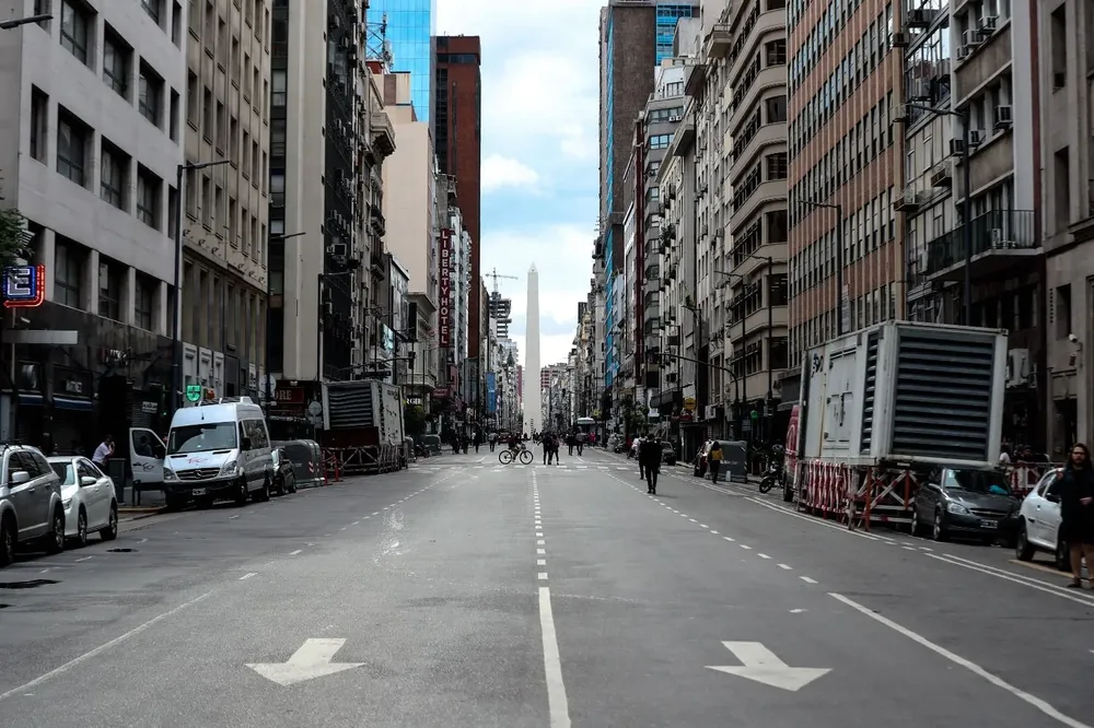 El dólar blue volvió a subir en la vecina orilla.