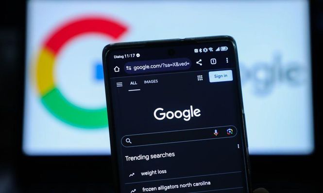 Desde septiembre de 2023, Google implementó varios cambios en su algoritmo que hicieron perder audiencia a las páginas de editores independientes.