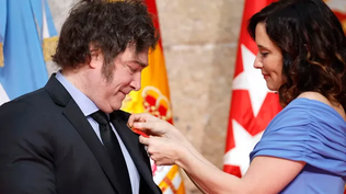 Javier Milei fue premiado por la alcaldesa de Madrid Isabel Díaz Ayuso