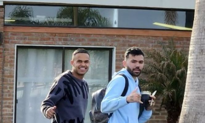 Alexander Machado y Nicolás Schiappacasse en el Complejo Celeste