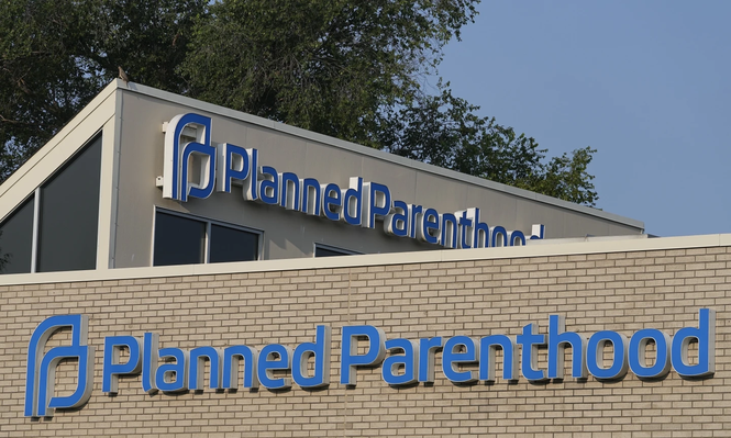 La Corte Suprema allana el camino para que los estados de EEUU recorten fondos de Medicaid a Planned Parenthood