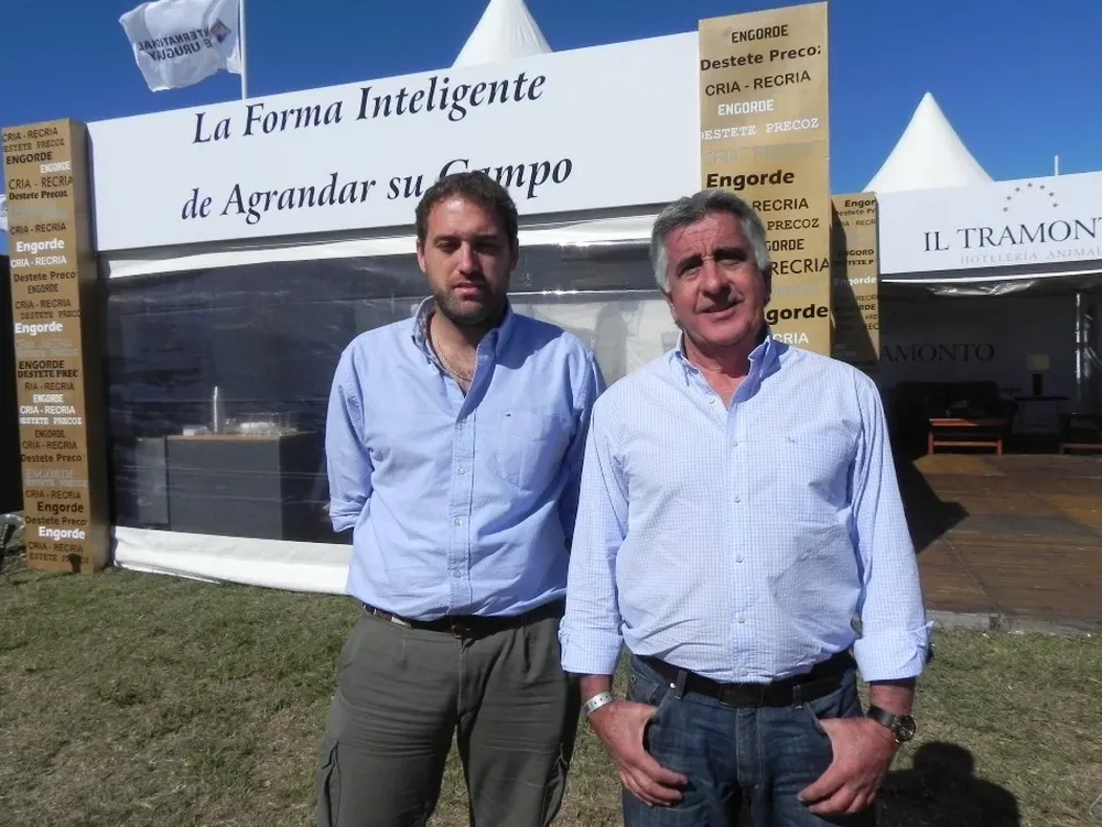Daniel Miranda y Fermín Peixoto en el stand de Il Tramonto