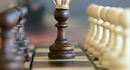 El Observador | battle-black-blur-board-game-260024.webp