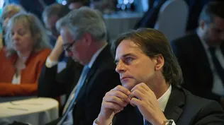 El presidente partió este martes rumbo a Japón
