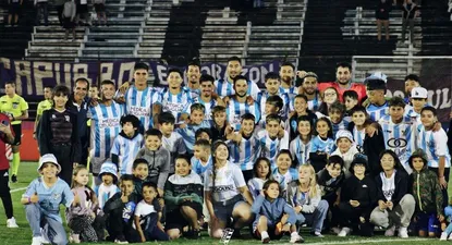 Cerro y sus mascotas ante Fénix