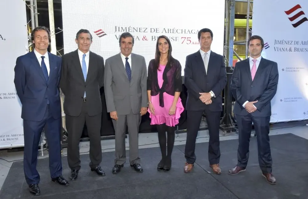Juan Herrera Alonso, Diego Viana, Fernando Jiménez de Aréchaga, Virginia Brause, Héctor Viana y Fernando Jiménez de Aréchaga (h)