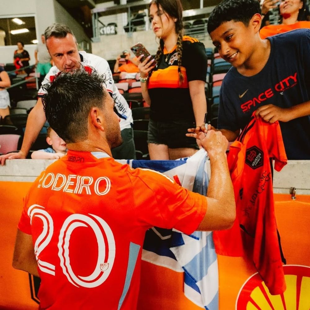 La despedida de Lodeiro de Houston Dynamo y la MLS La despedida de Lodeiro de Houston Dynamo y la MLS