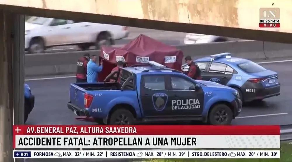 Choque fatal en la General Paz una mujer cruzó corriendo murió cuando fue embestida por un auto