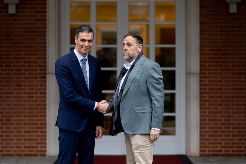 EuropaPress_7203240_presidente_gobierno_pedro_sanchez_recibe_presidente_esquerra_republicana