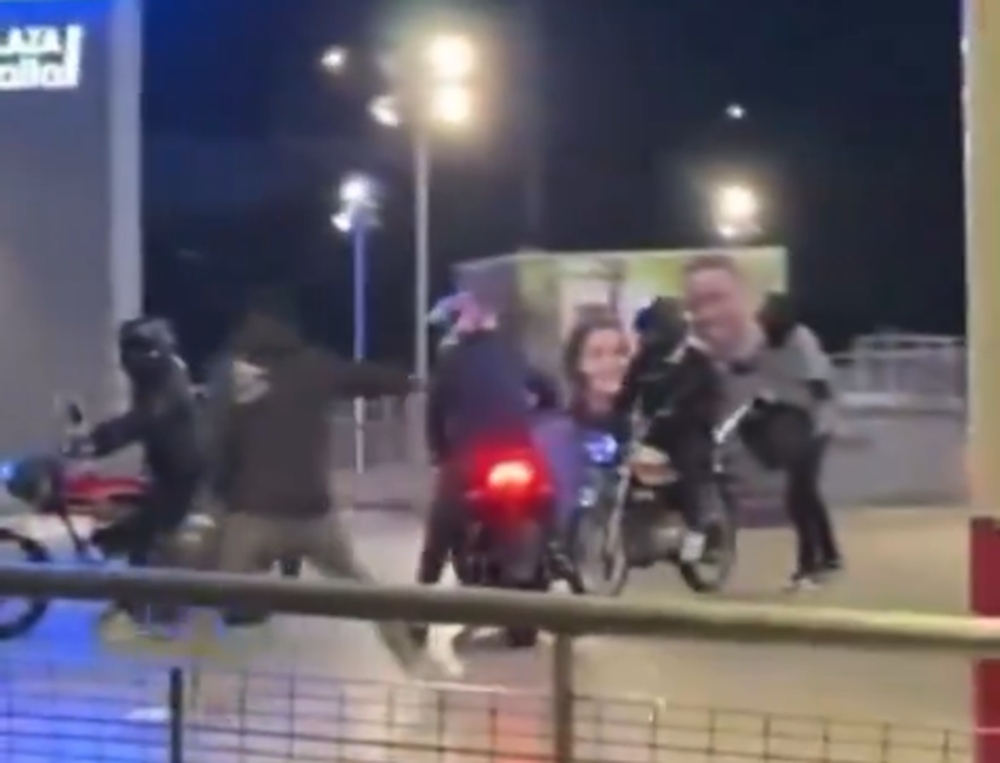 Robo piraña en el shopping Plaza Italia. (Archivo)