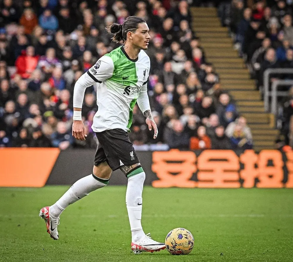 Darwin Núñez jugó con Liverpool un nuevo partido por la Premier League