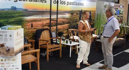 Agro en Punta 2026: presencia de Alianza del Pastizal y Augap en el área de expositores.