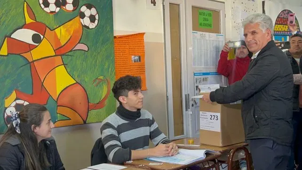 Claudio Poggi busca revalidar su gestión en San Luis ante un Javier Milei que se apartó para no perder