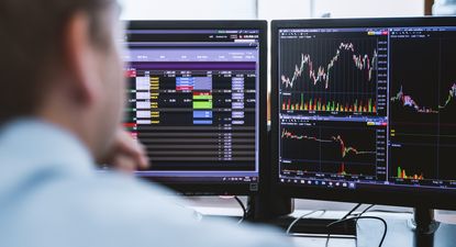 Dólar corta su racha alcista pero se mantiene por encima de $ 40