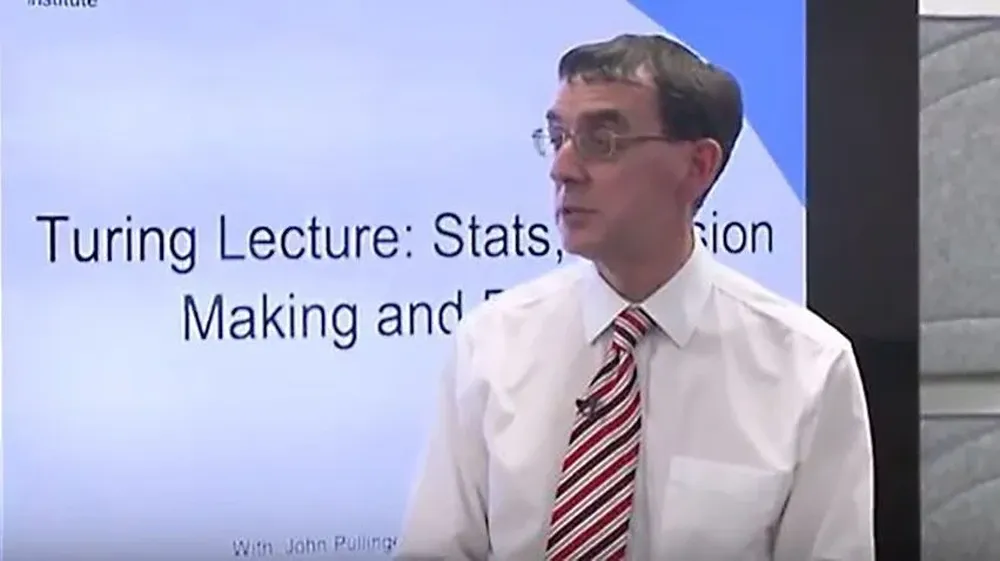 El director ejecutivo de la Comisión Electoral, Shaun McNally, dijo que es difícil predecir cuántas personas podrían verse afectadas