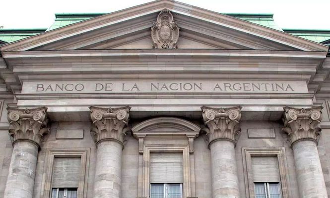 La Justicia suspende por seis meses el decreto que transformaba el Banco Nación en sociedad anónima