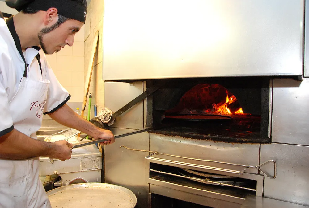 Pizza a la pala tradicional