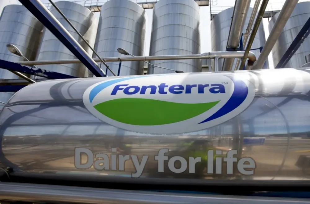 Precios de lácteos de Fonterra cayeron un 19% desde fines de 2013